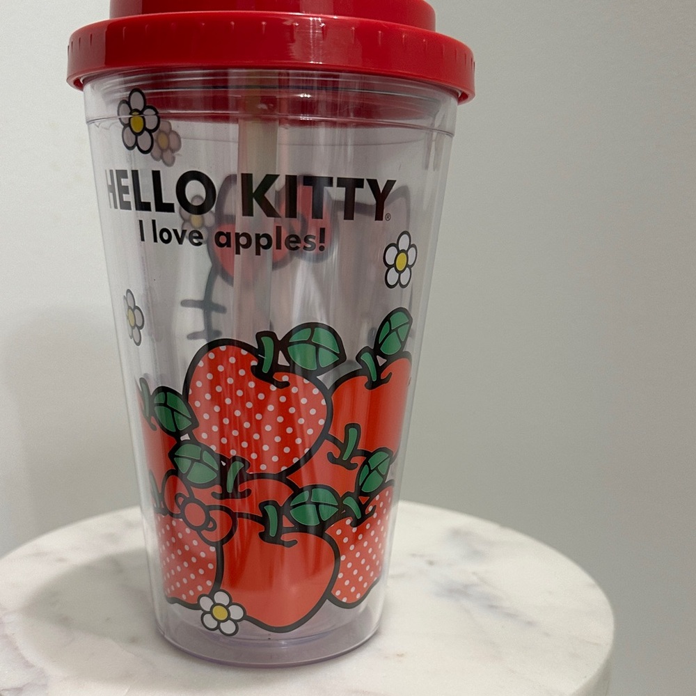 Hello Kitty Red‎ Apple Tumbler